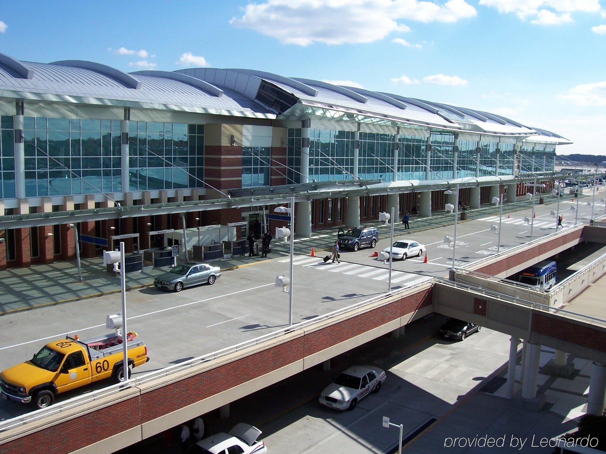 Doubletree Richmond Airport Hotel Sandston Exterior foto